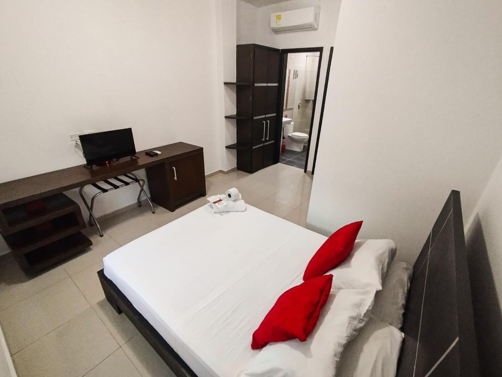 Hotel Or Картахена Экстерьер фото